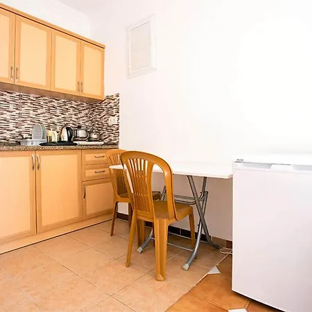 Apart Otel Anna 3*