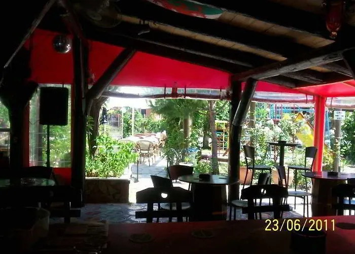 Anna Apartahotel 3*
